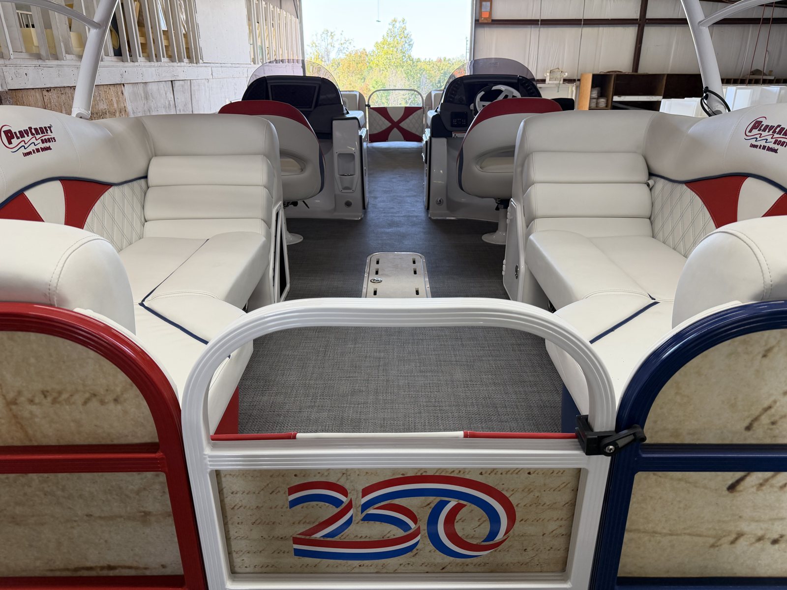 2027 PlayCraft 2900 Xscape Twin – 250th America Edition – usa interior 26